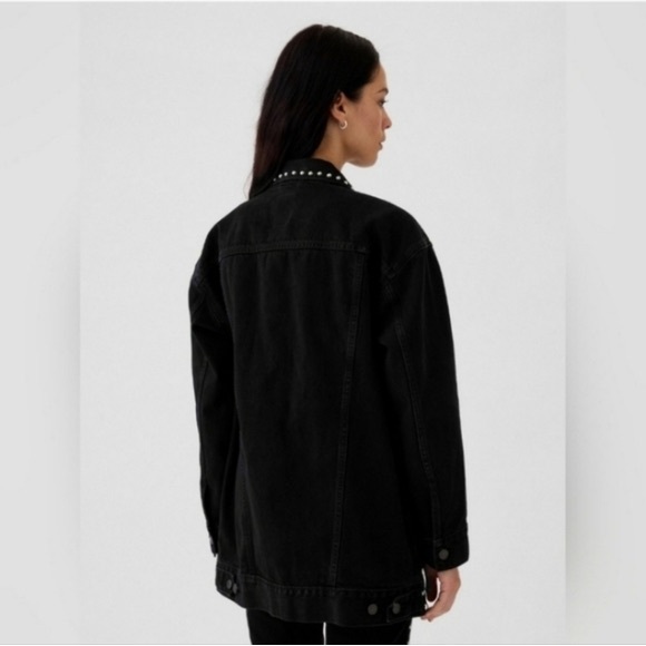 NWT Gap Studded Oversized Icon Denim Jacket Black M Petite - Picture 5 of 9
